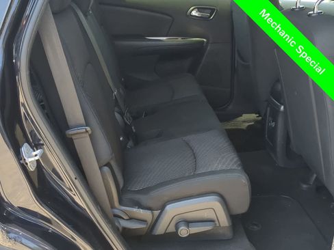 Used 2011 Dodge Journey Mainstreet FWD image 19