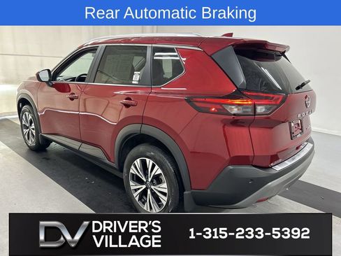 Used 2023 Nissan Rogue SV w/ SV Premium B Package image 7