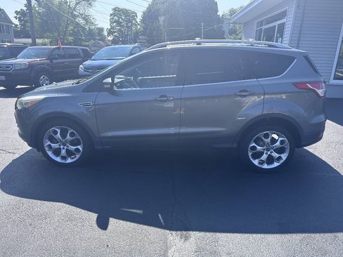 Used 2014 Ford Escape Titanium w/ Equipment Group 401A AWD/4WD image 3