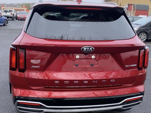 Used 2021 Kia Sorento EX image 7
