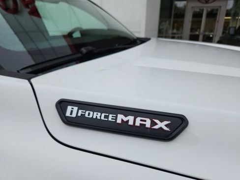 Used 2024 Toyota Tacoma TRD Off-Road image 5