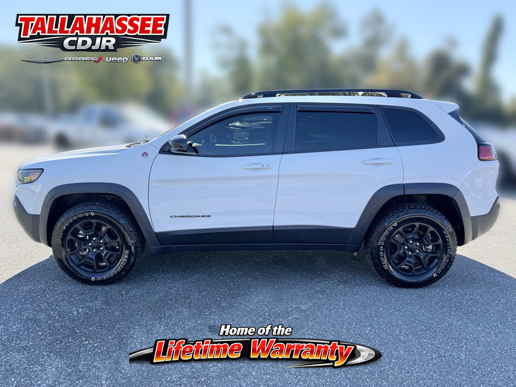 Used 2022 Jeep Cherokee Trailhawk w/ Comfort/Convenience Group AWD/4WD image 10