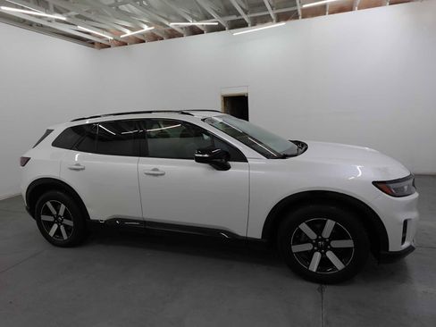 Used 2024 Honda Prologue Touring image 4