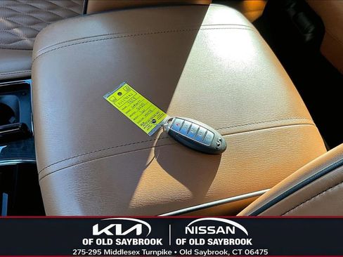 Used 2023 INFINITI QX80 Sensory w/ Cargo Package image 36