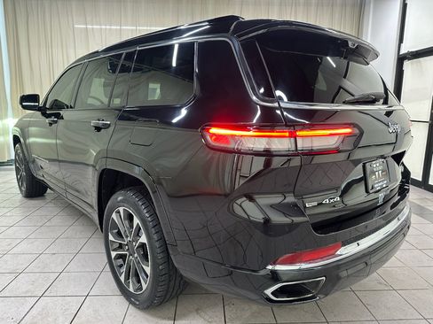 Used 2021 Jeep Grand Cherokee L Overland w/ Advanced Protech Group III AWD/4WD image 10