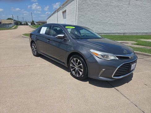 Used 2017 Toyota Avalon XLE FWD image 1