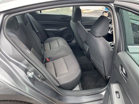 Used 2024 Nissan Altima 2.5 SV FWD image 46