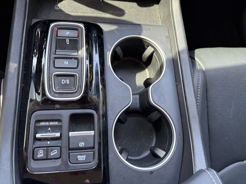Certified 2025 Honda Pilot Elite image 40