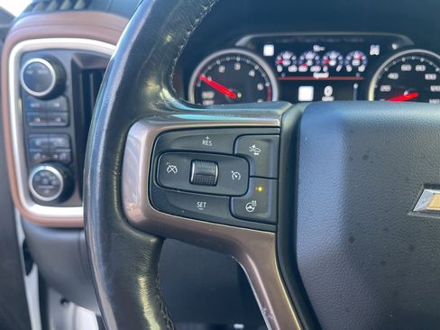 Used 2020 Chevrolet Silverado 1500 High Country w/ Technology Package image 24