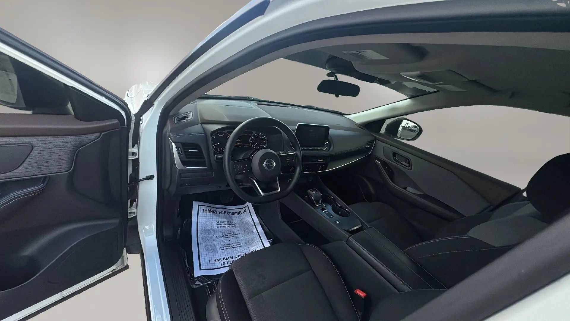 Used 2021 Nissan Rogue S FWD image 12