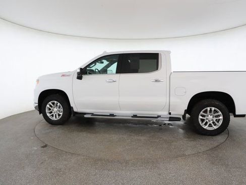 Used 2025 Chevrolet Silverado 1500 LTZ w/ Z71 Off-Road Package image 7