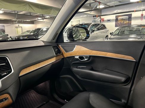 Certified 2023 Volvo XC90 B5 Plus w/ Protection Package AWD/4WD image 25