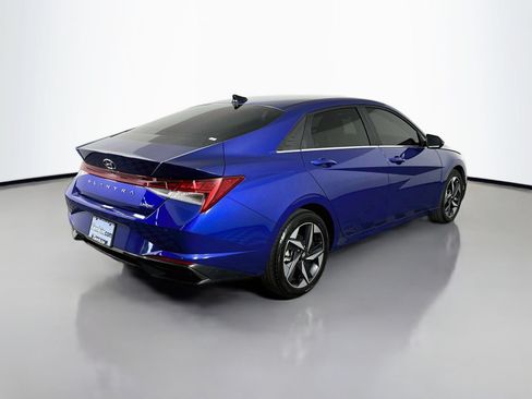 Used 2023 Hyundai Elantra Limited FWD image 7