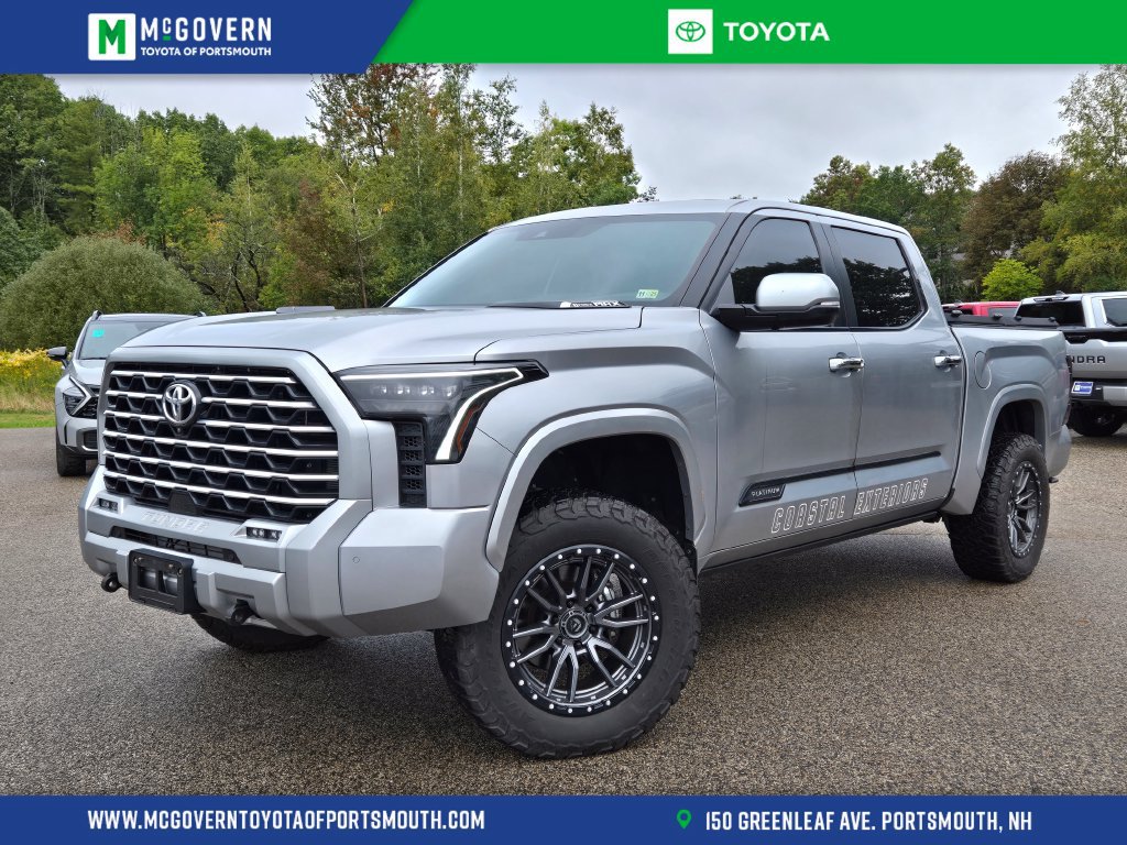 Used 2024 Toyota Tundra Platinum AWD/4WD image 1