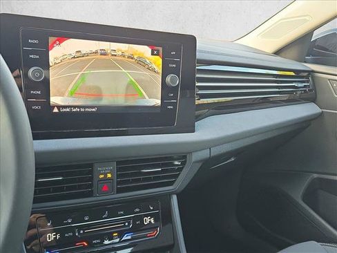 New 2026 Volkswagen Jetta SE FWD image 12
