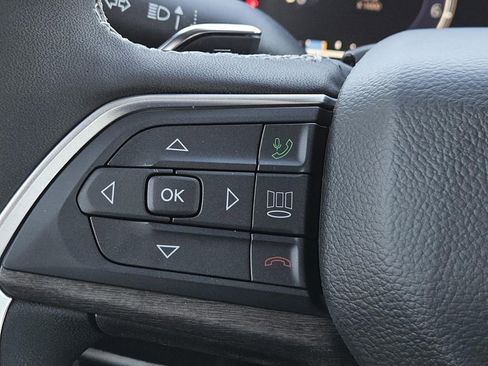 New 2025 Jeep Grand Cherokee L Limited image 15