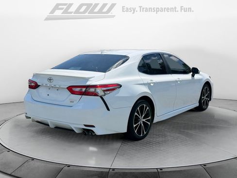 Certified 2019 Toyota Camry SE FWD image 8