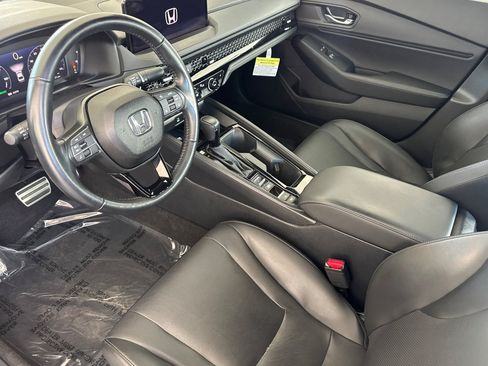 Certified 2025 Honda Accord Sport image 4