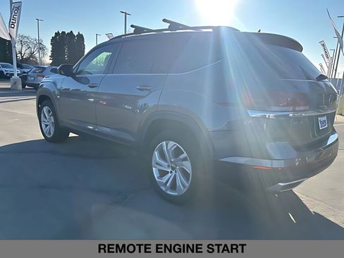 Used 2021 Volkswagen Atlas SE image 11