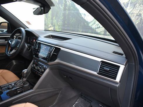 Used 2023 Volkswagen Atlas Cross Sport SEL Premium R-Line image 25