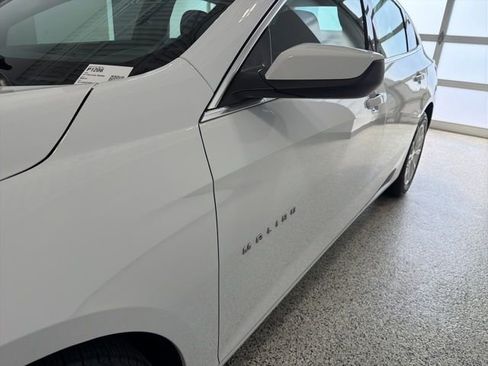 Used 2024 Chevrolet Malibu LT FWD image 31