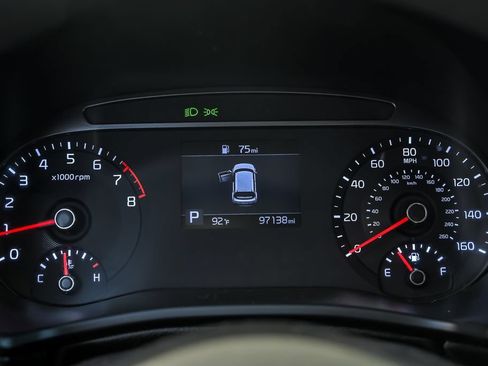 Used 2020 Kia Soul LX FWD image 21