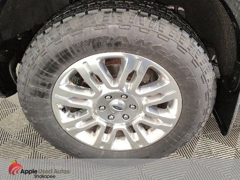 Used 2013 Ford F150 Platinum image 56