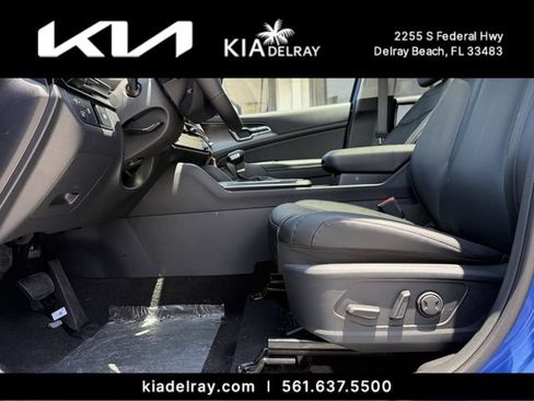 New 2026 Kia Sportage EX w/ EX Panorama Roof Package FWD image 18