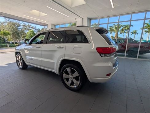 Used 2015 Jeep Grand Cherokee Overland image 10