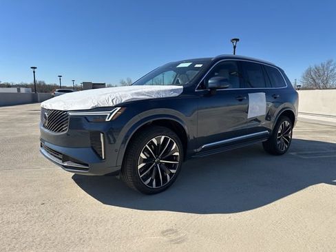 New 2026 Volvo XC90 B6 Plus w/ Protection Package image 3