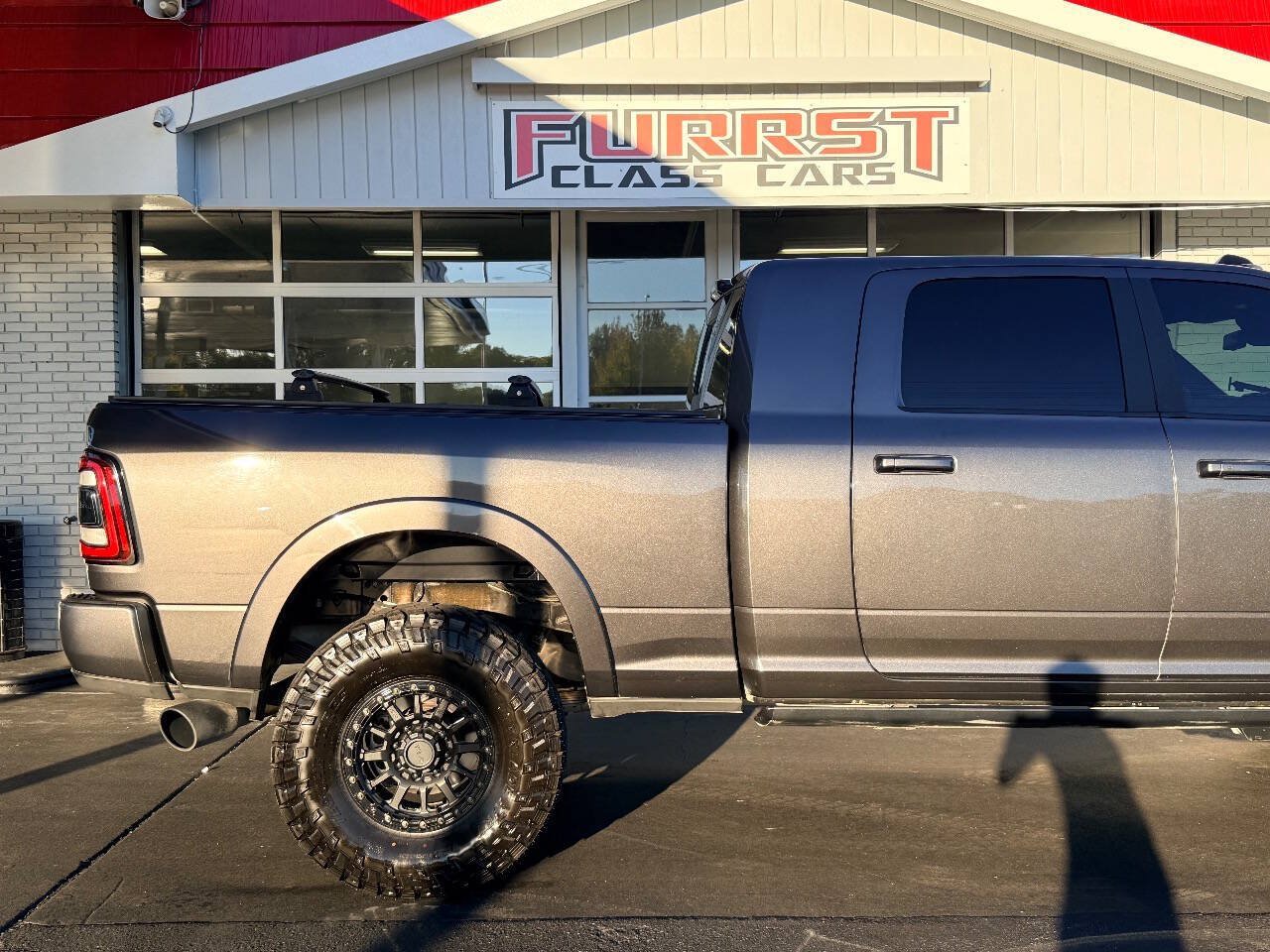 Used 2022 RAM 3500 Limited AWD/4WD image 11