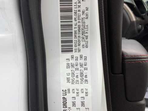 Used 2014 Jeep Cherokee Trailhawk w/ Comfort/Convenience Group image 29