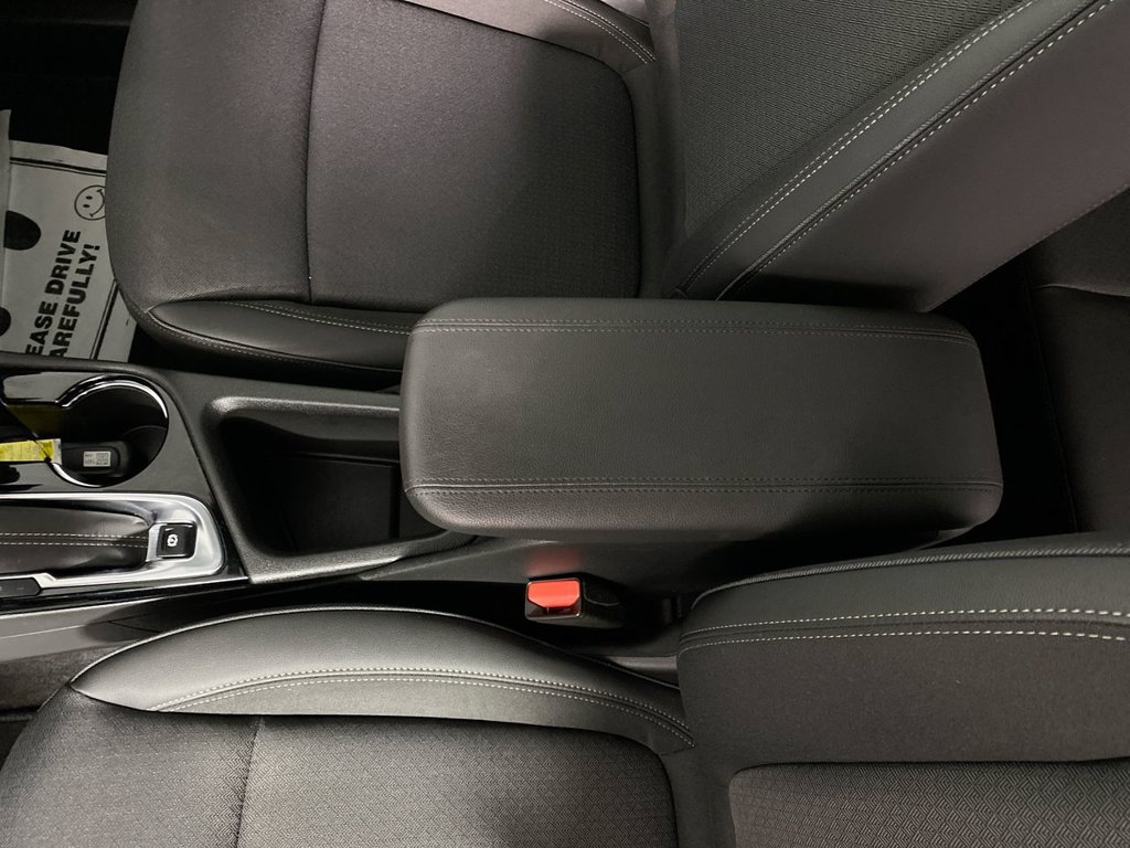 Certified 2024 Buick Encore GX Preferred w/ Comfort Package FWD image 20
