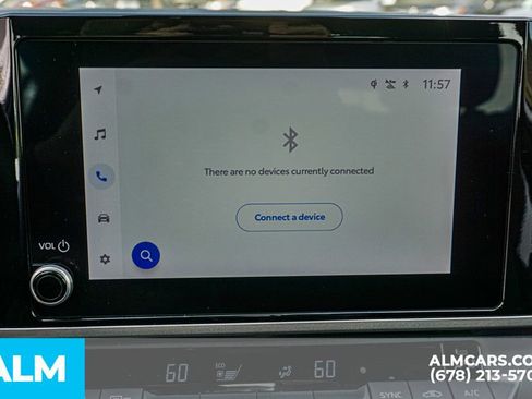 Used 2025 Toyota Camry SE image 37