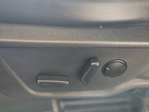 Used 2023 Ford Bronco Wildtrak image 13