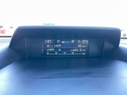 Used 2022 Subaru Forester Premium image 11