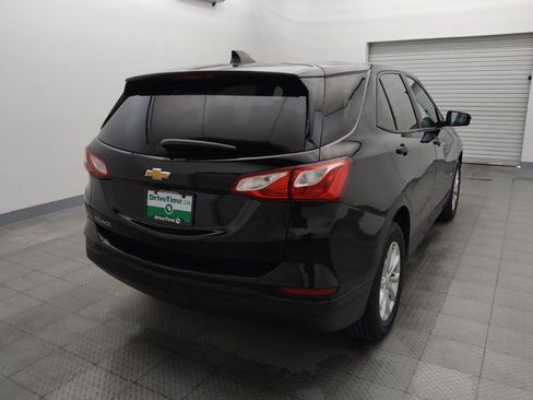 Used 2020 Chevrolet Equinox LS w/ LS Convenience Package FWD image 7