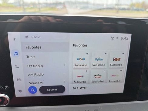 Used 2024 Toyota Prius LE image 18