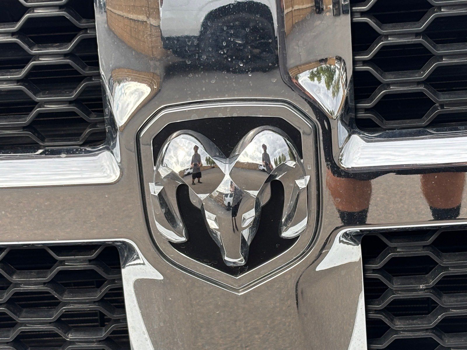 Used 2022 RAM 1500 Classic SLT RWD image 9