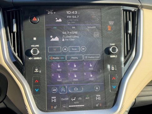 Used 2022 Subaru Outback Limited image 23