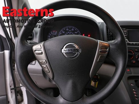Used 2019 Nissan NV200 SV FWD image 10