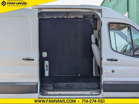 Used 2018 Ford Transit 150 148 Medium Roof RWD image 10