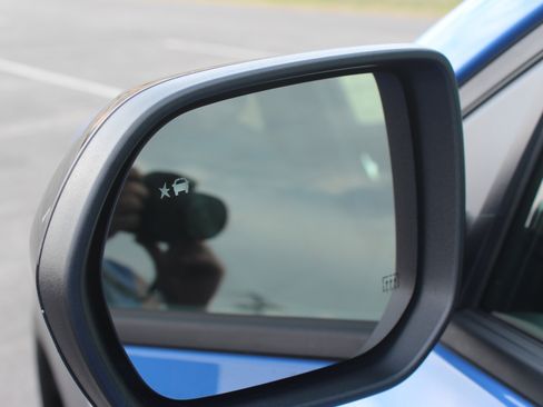 New 2025 GMC Terrain Elevation w/ Elevation Premium Package image 3