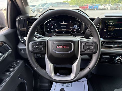 Used 2025 GMC Sierra 1500 Elevation AWD/4WD image 24