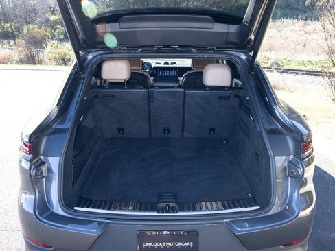Used 2024 Porsche Cayenne Coupe image 51