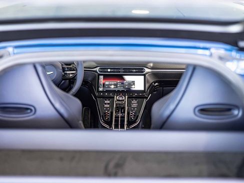 New 2026 Aston Martin V8 Vantage Coupe image 16