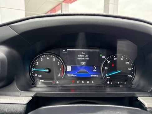 Used 2022 Ford Explorer XLT w/ Equipment Group 202A image 13