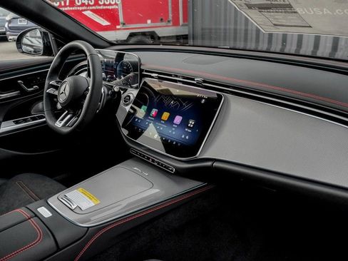 New 2026 Mercedes-Benz E 53 AMG e 4MATIC Sedan image 24