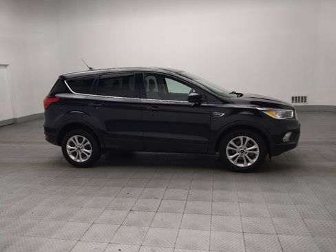 Used 2019 Ford Escape SE image 11