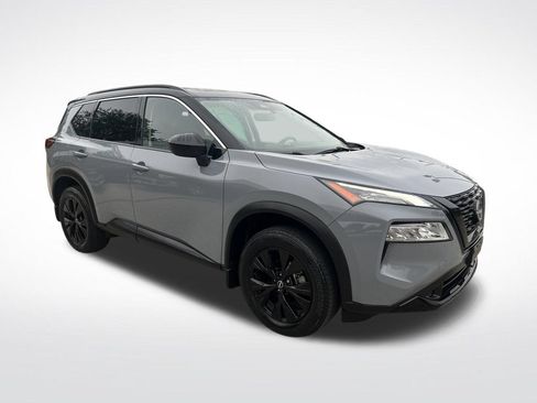 Certified 2023 Nissan Rogue SV w/ SV Premium B Package AWD/4WD image 3
